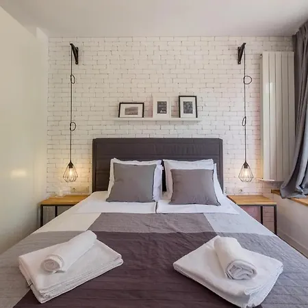 Industrial Look Centre + Free Parking Sofia