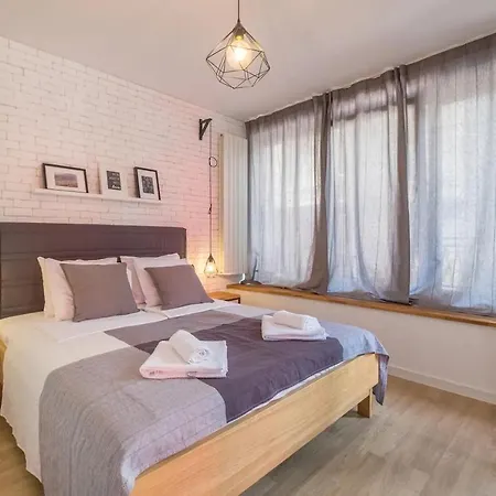 Industrial Look Centre + Free Parking Sofia