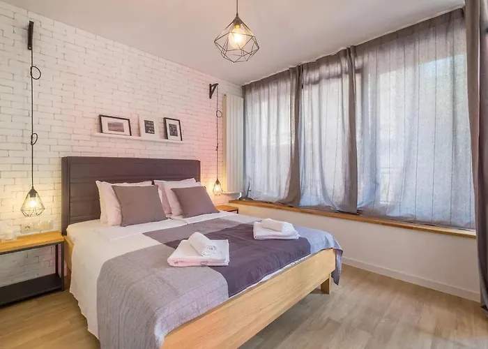 Industrial Look Centre + Free Parking София