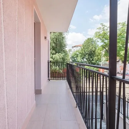 Industrial Look Centre + Free Parking דירה סופיה