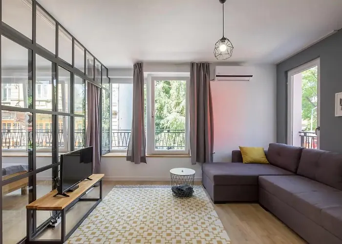 Industrial Look Centre + Free Parking דירה סופיה